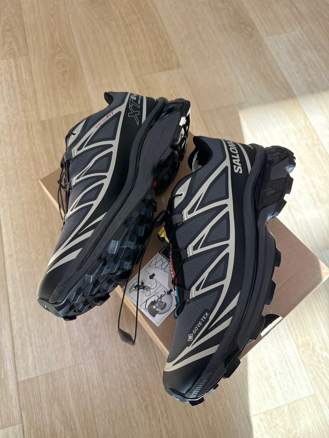 살로몬 xt-6 블랙 에보니 265 새상품 팝니다 상품이미지2