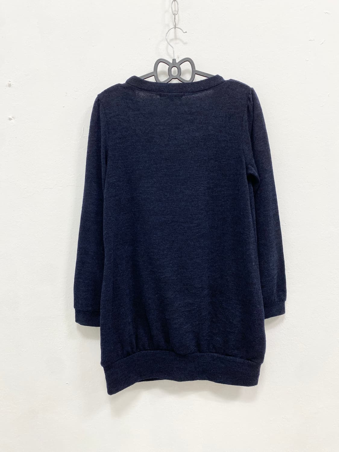 [THEORIA] 세오리아 로걀 리본 큐빅 니트  상품이미지4