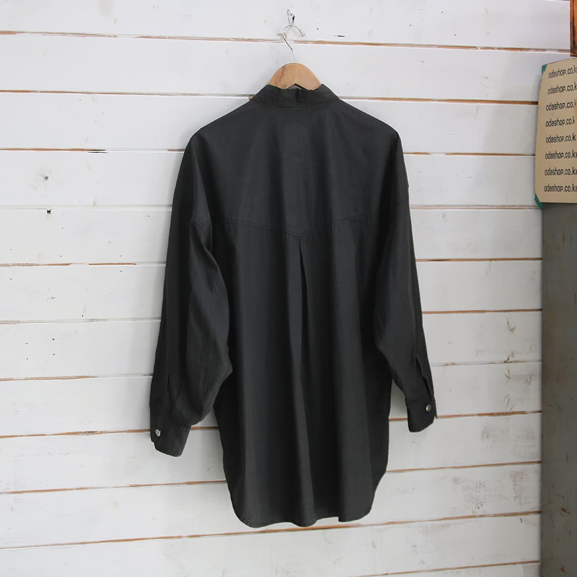 (착용컷) VERSACE JEANS COUTURE 셔츠 (남성용 L) 상품이미지2