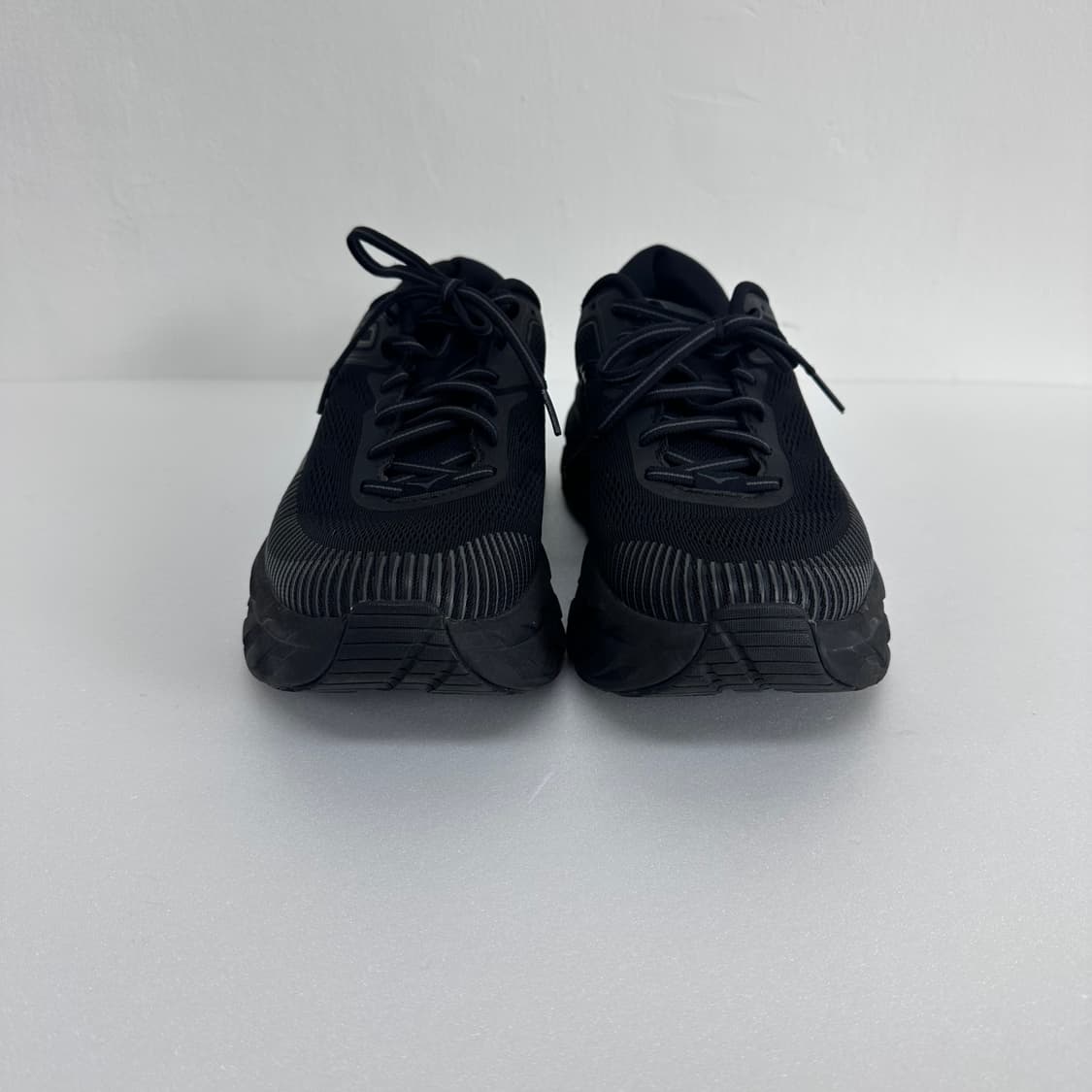 HOKA 호카 본디 7 와이드 블랙 러닝화 270사이즈 상품이미지3