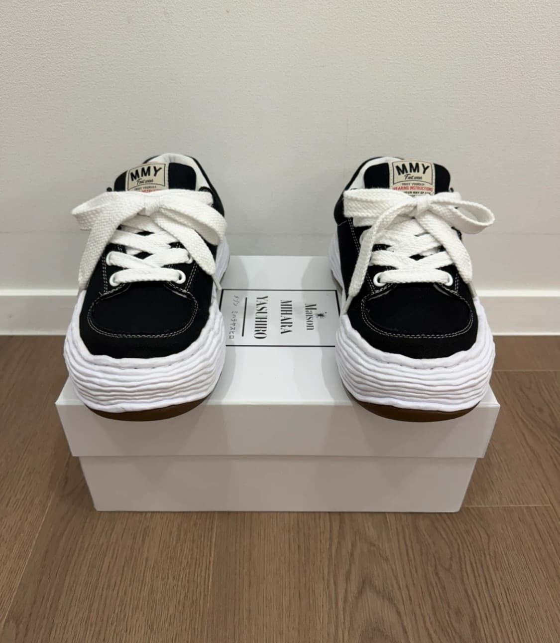 미하라야스히로 올리버 블랙 41사이즈(265) 상품이미지1