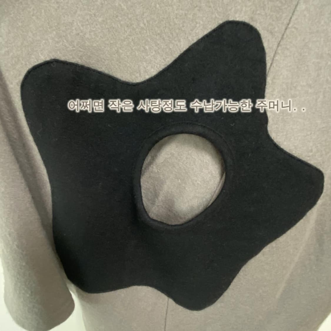 비정형 핀턱 울 플라워 디테일 셔츠 상품이미지6