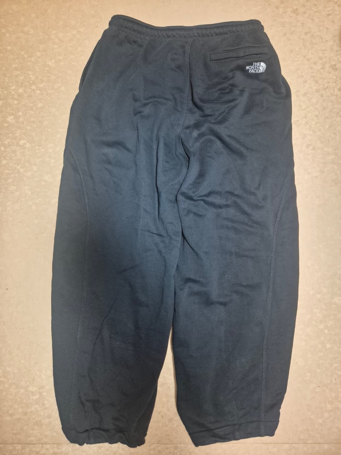 NP6KR52K 노스페이스 화이트라벨 데이오프 스웻팬츠 BLACK 상품이미지2