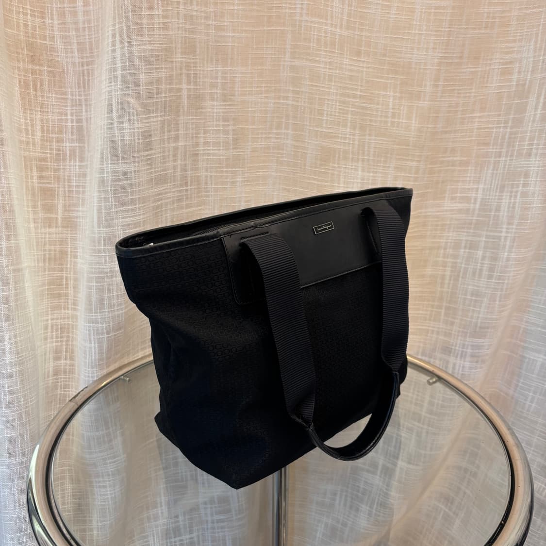 정품 페라가모 패브릭 토트백     상품이미지2