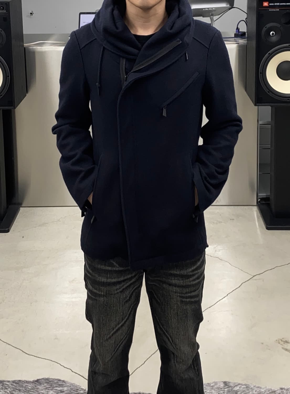 캐서린 햄넷 런던 비대칭 사선 자켓 상품이미지4