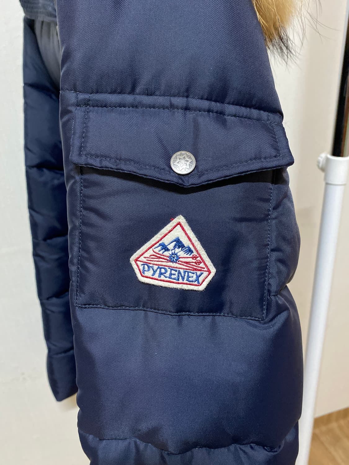 피레넥스 개버딘 패딩 네이비 m(100) 상품이미지5