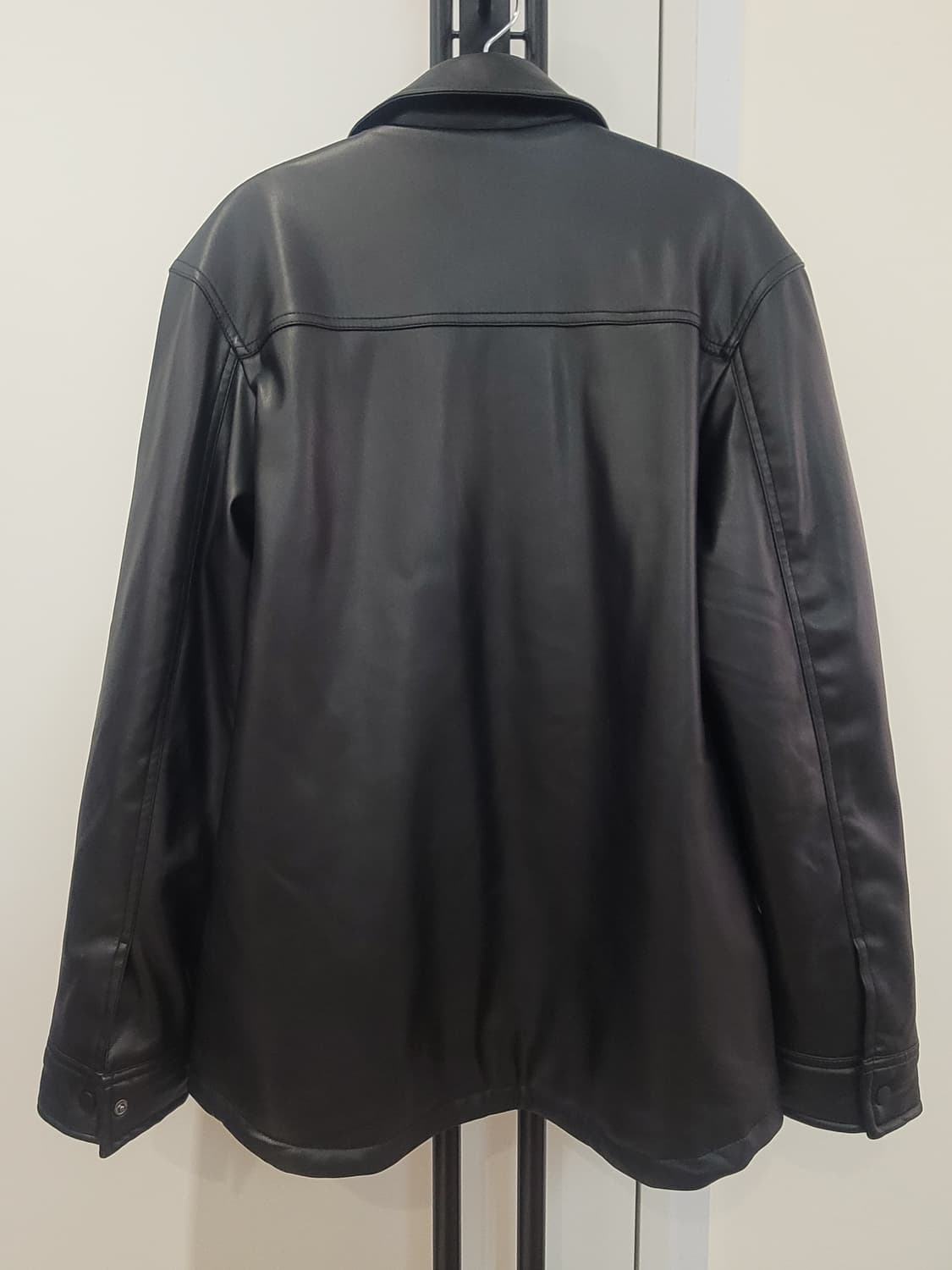 자라맨 페이크 레더 가죽 패딩 오버핏 셔츠형 자켓 S사이즈 상품이미지3