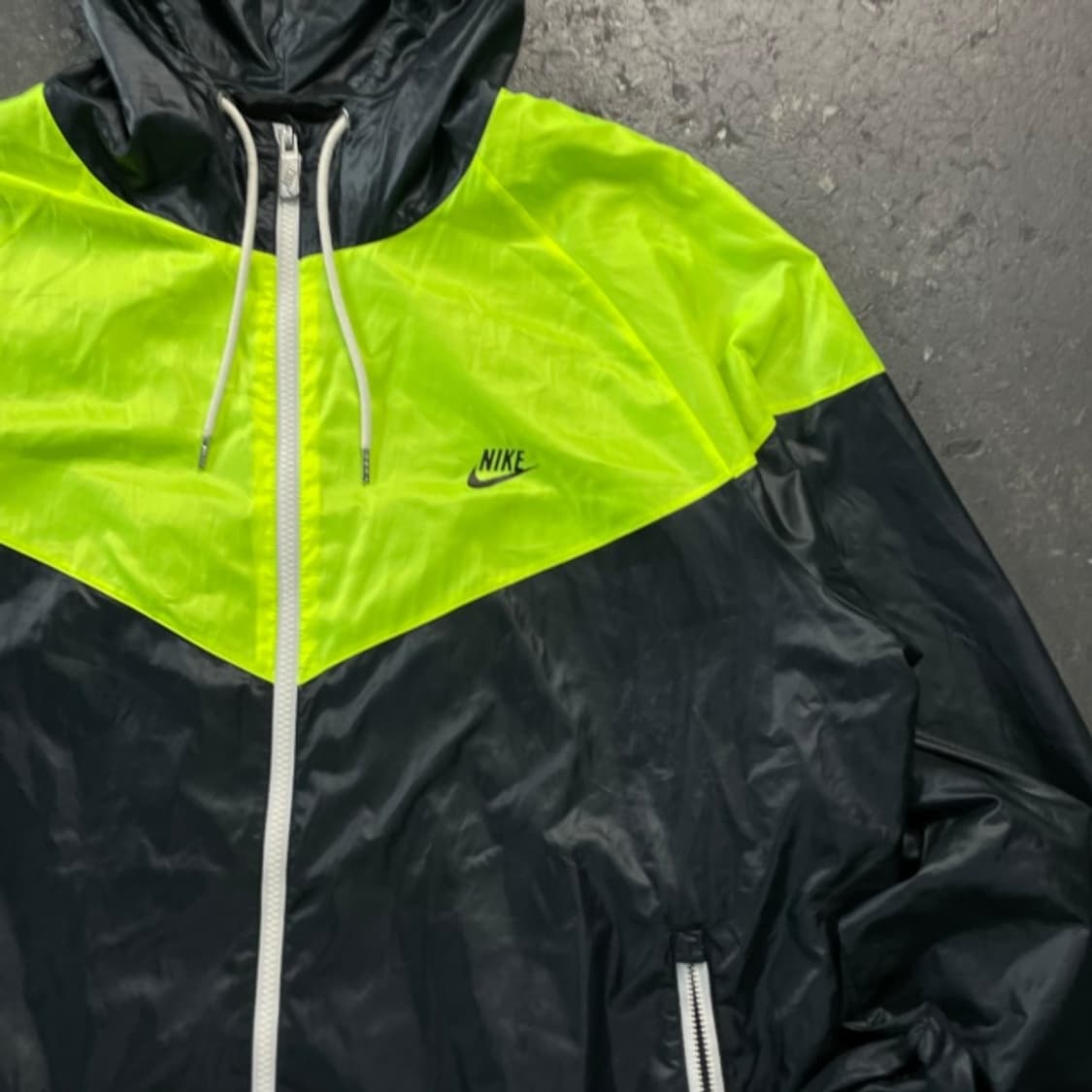 105 나이키 윈드러너 바람막이  상품이미지2
