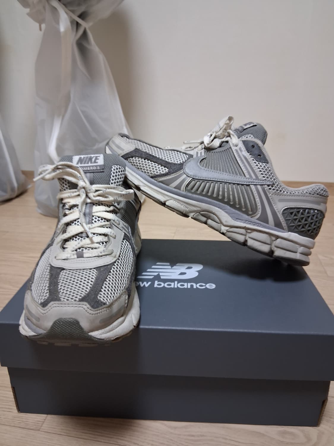 줌보메로5 프리미엄 아이언 오어 275mm 상품이미지2