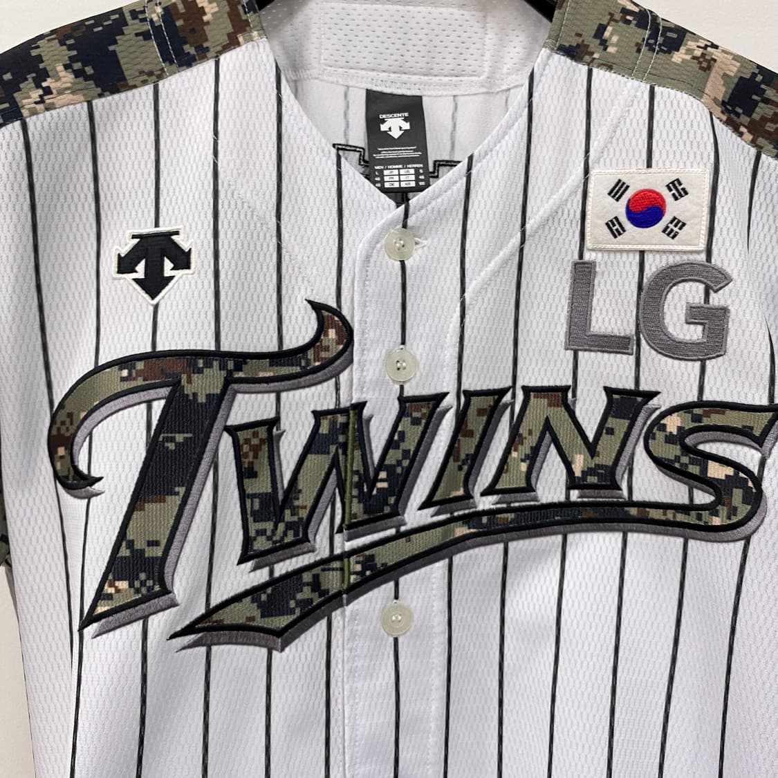 데상트 LG트윈스 어센틱 밀리터리 유니폼 이병규 마킹 상품이미지5
