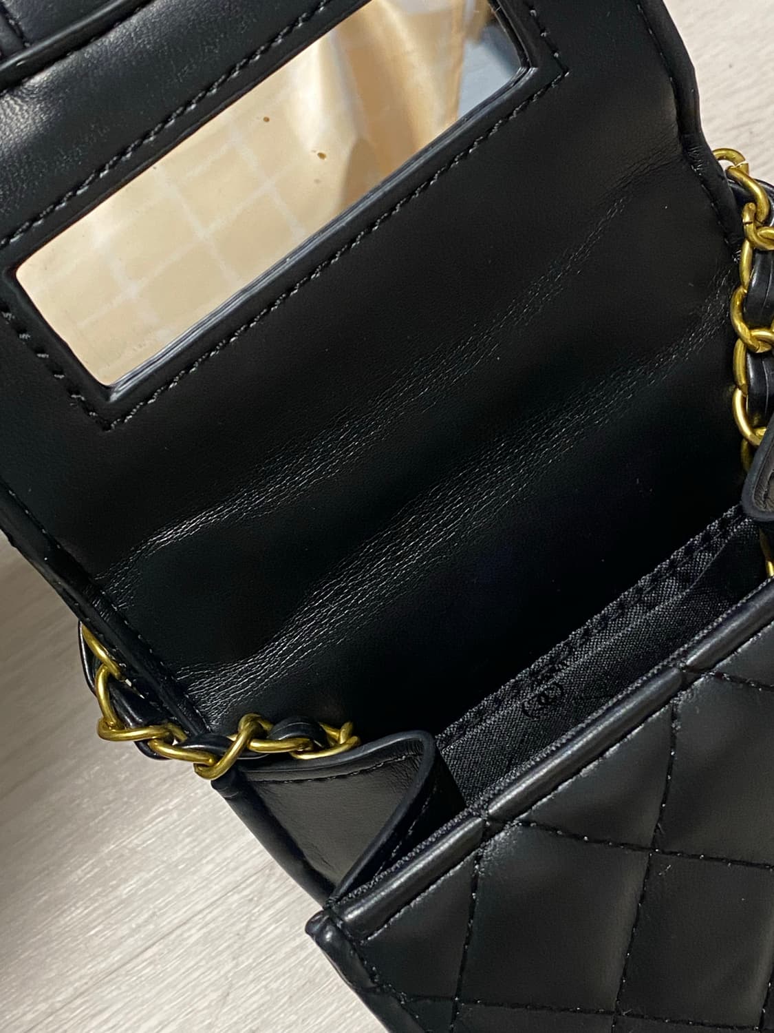 샤넬 메이크업 기프트백 미니 크로스백 상품이미지2