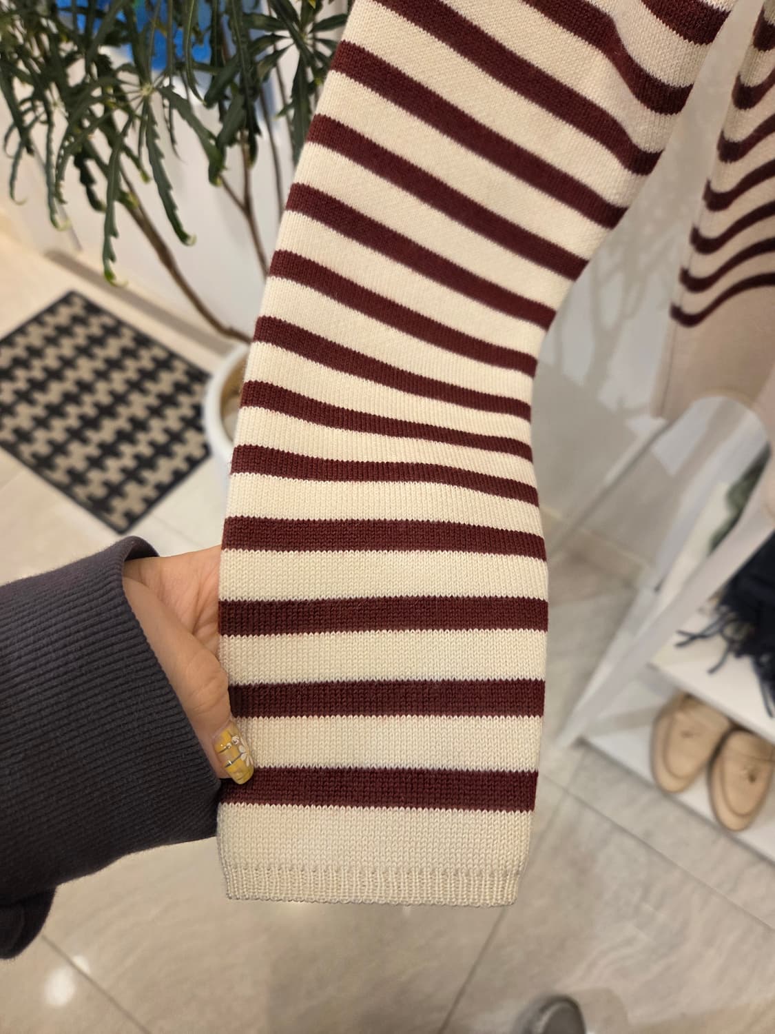 sandro 산드로 스트라이프 금장 니트 상품이미지3