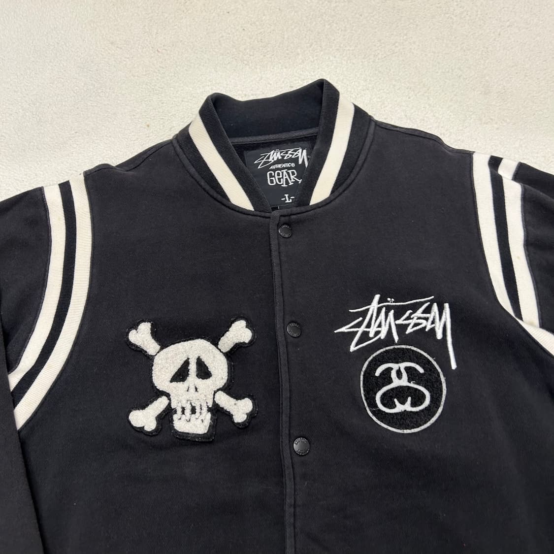 Stussy Skull Embroidery Varsity Jacket   상품이미지6