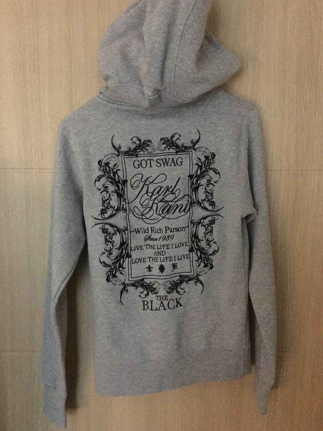 Lettering hood zip-up 상품이미지1