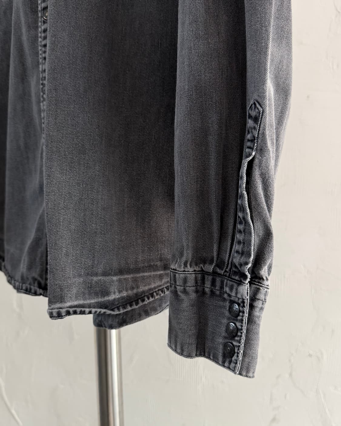 Levi‘s 리바이스 샌프란시스코 흑청 투포켓 스냅버튼 웨스턴 셔츠 상품이미지7