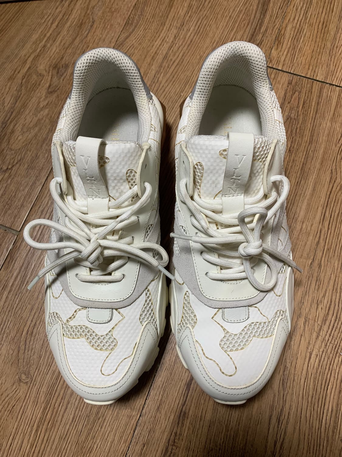 발렌티노 가라바니 바운스 스니커즈 EU(42) (270) 상품이미지2