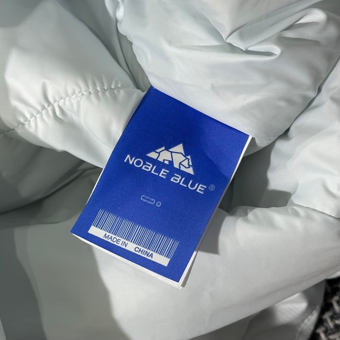 (새상품) 스톤소프트 경량 후드 패딩 점퍼 상품이미지3