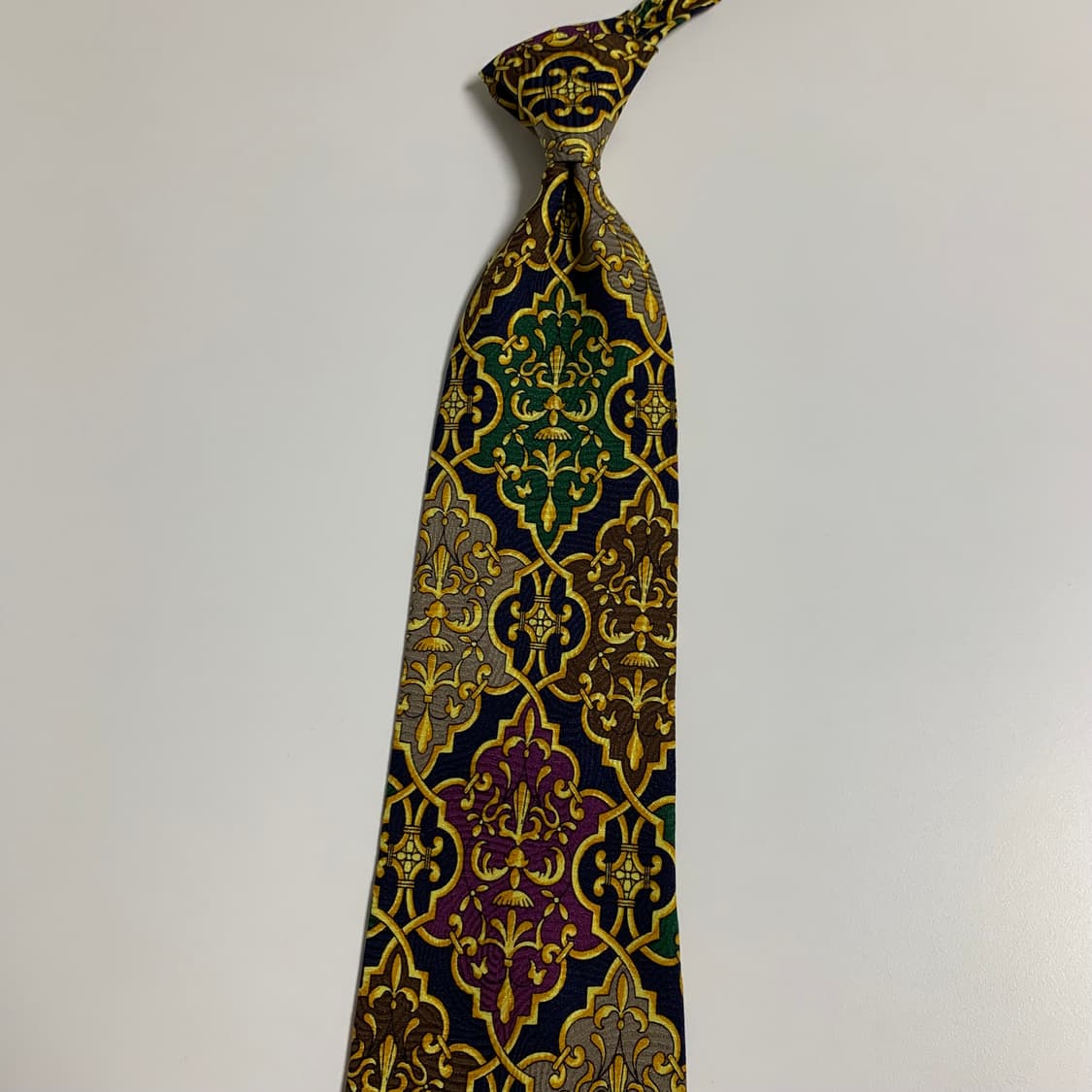 베르사체(VERSACE) 기하학적패턴 클래식 정장넥타이 최상급 상품이미지9