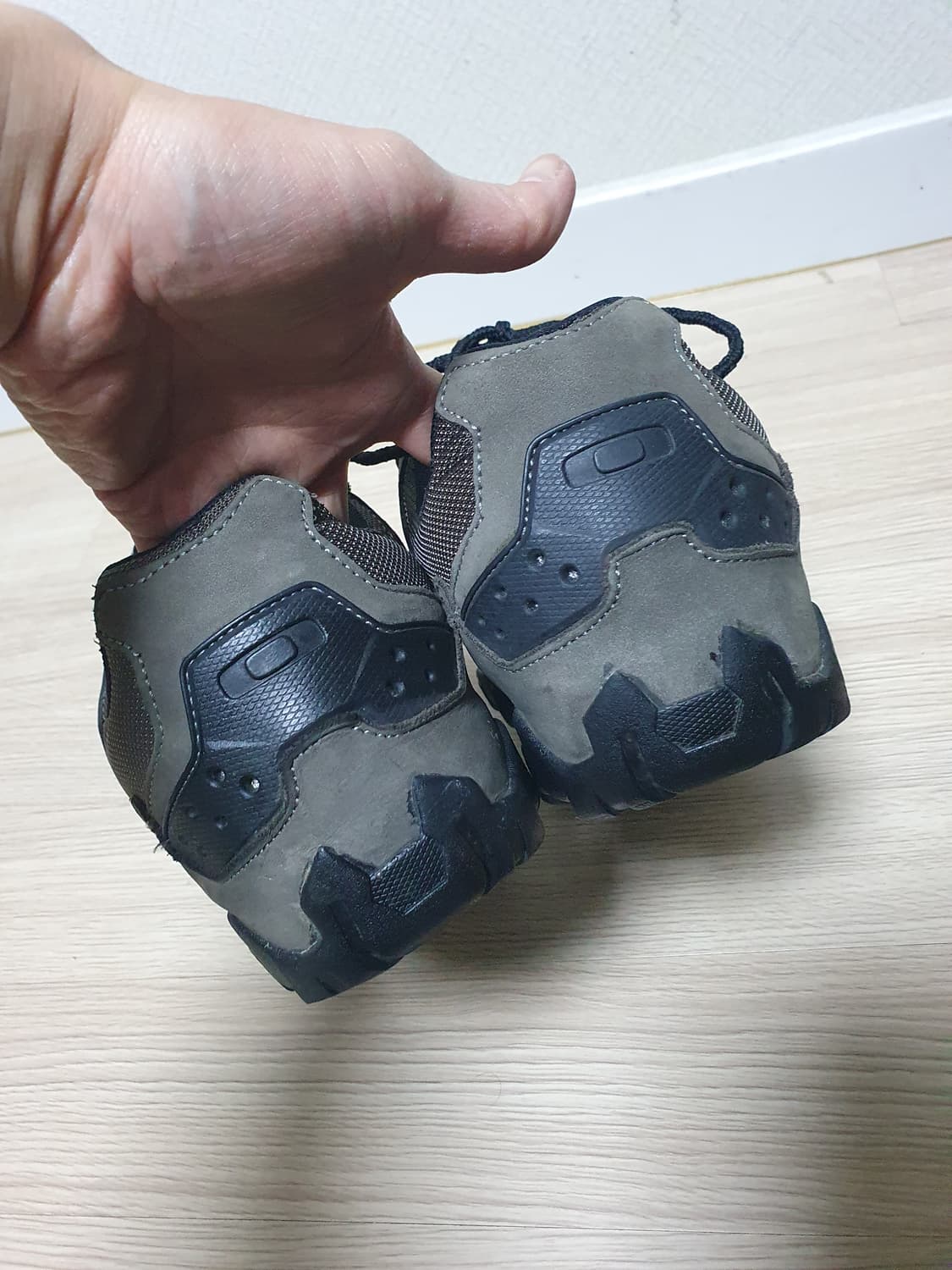 오클리 바탈리온 로우 트레킹화 300 상품이미지7