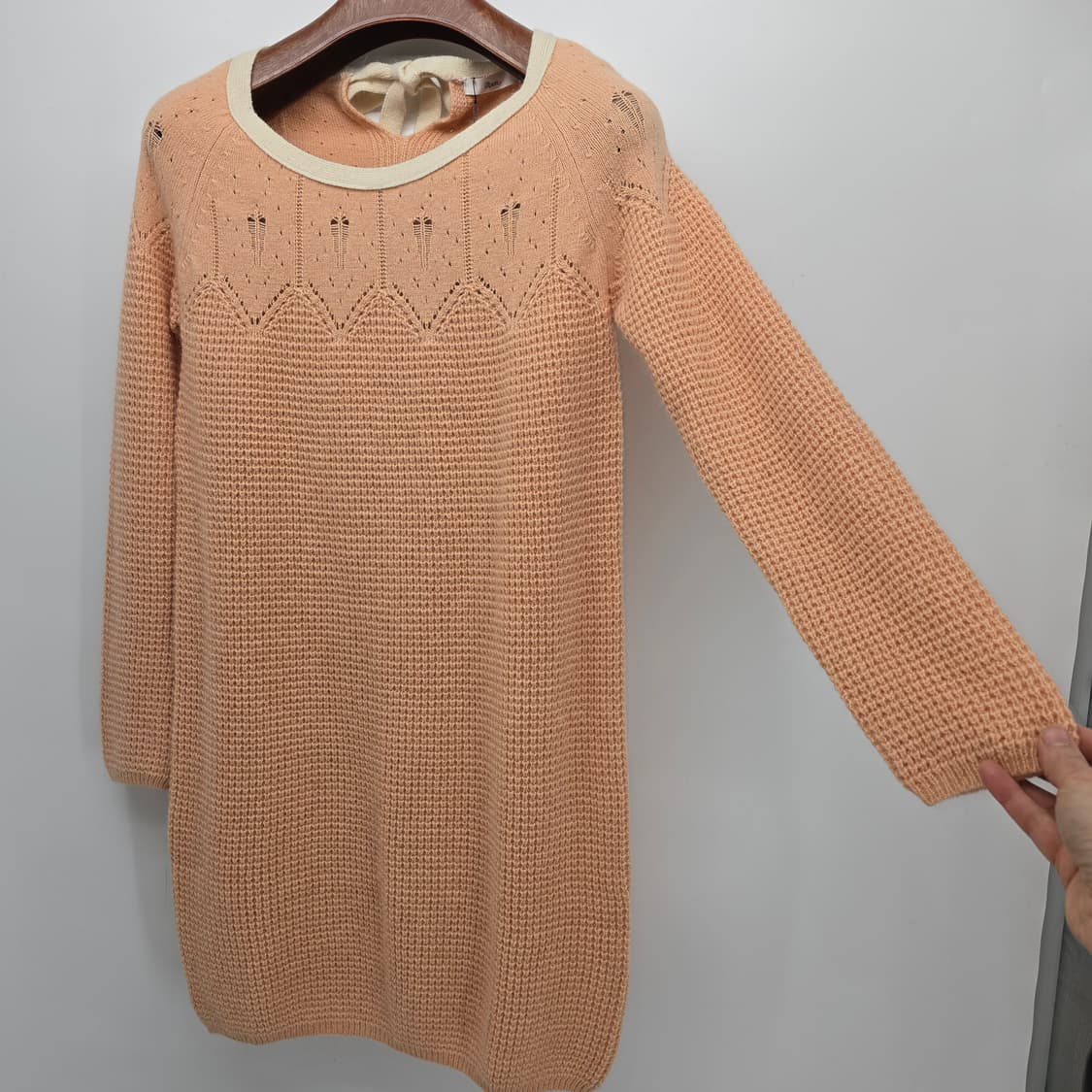 로엠 피치 핑크 울 니트 원피스 뒷리본 포인트 (미착용) 상품이미지3