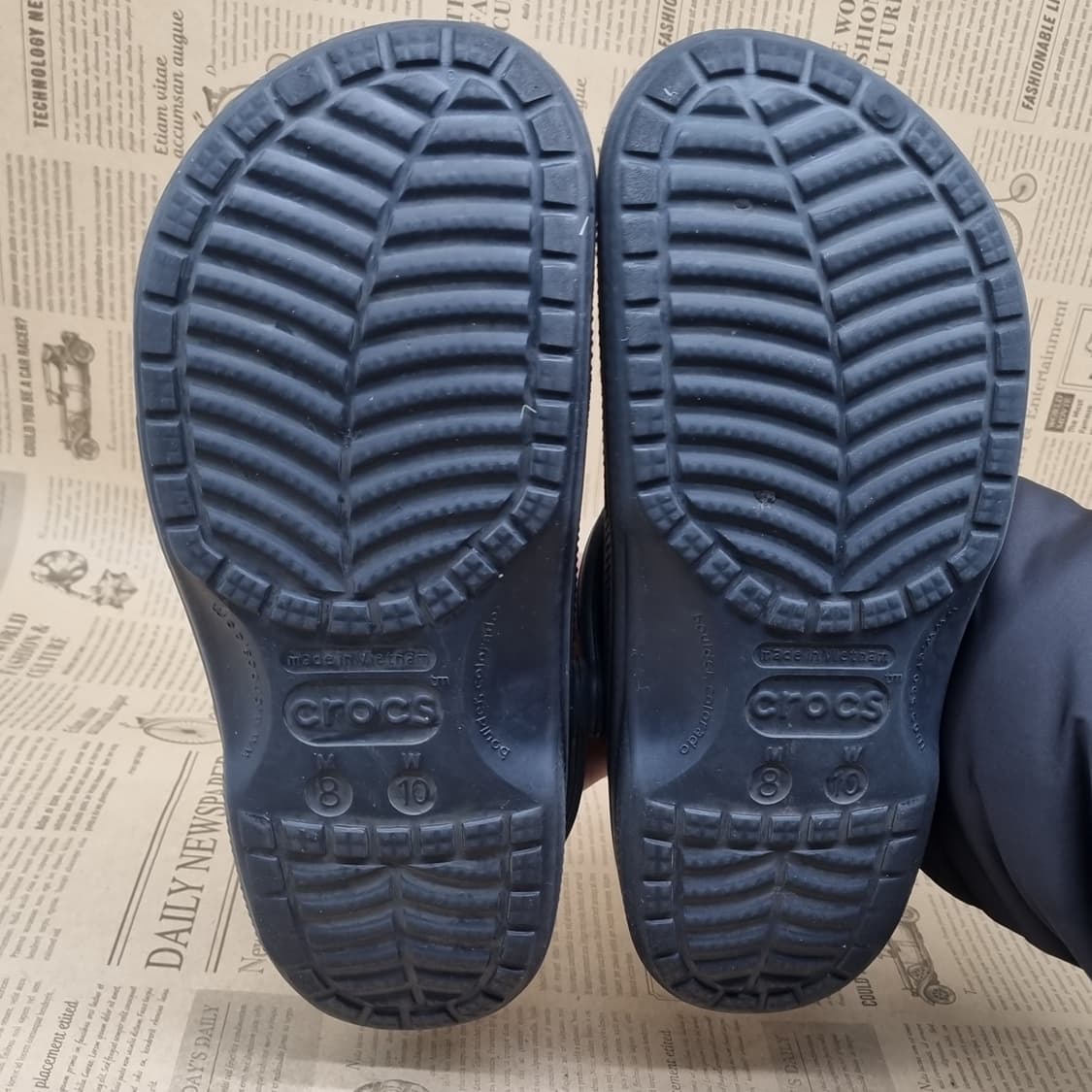 크록스 털 슬리퍼M8 260 상품이미지3