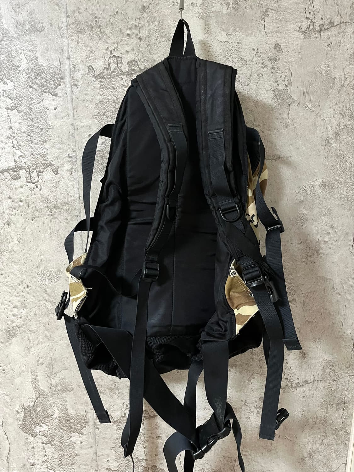 •베이프 밀리터리 카모 백팩 상품이미지4