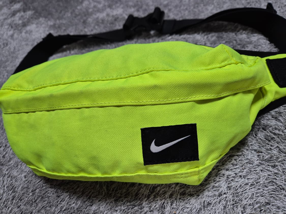 나이키 힙색 웨이스트백 형광 상품이미지2