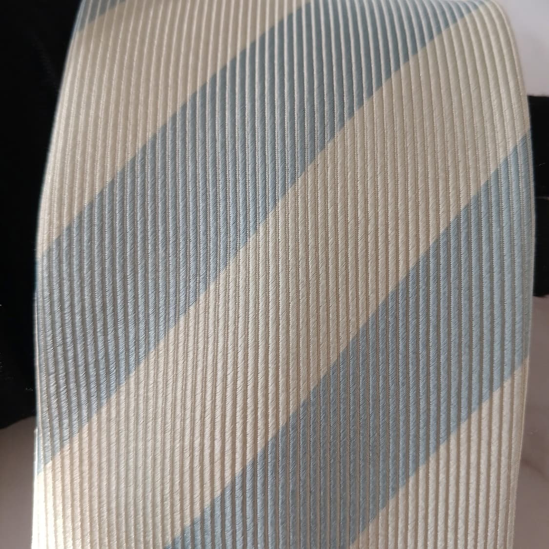 지안프랑코 페레 실크 스트라이프 넥타이 8.8cm A등급 A18848
 상품이미지5