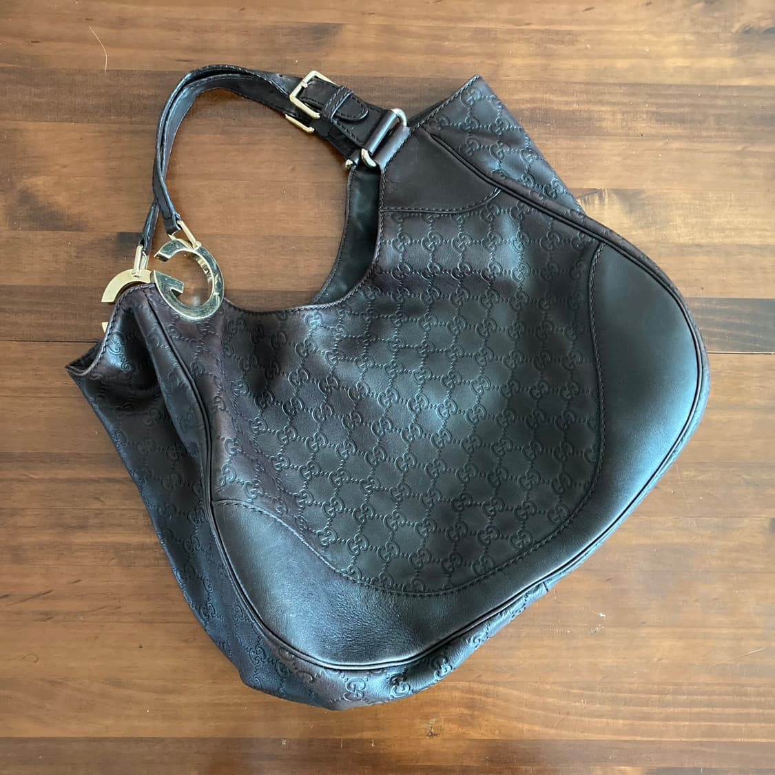 구찌 GG 시마 패턴 가죽 숄더백 상품이미지1