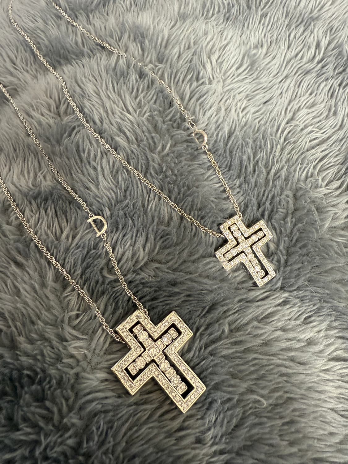 십자가 디자인 목걸이 판매합니다 상품이미지2
