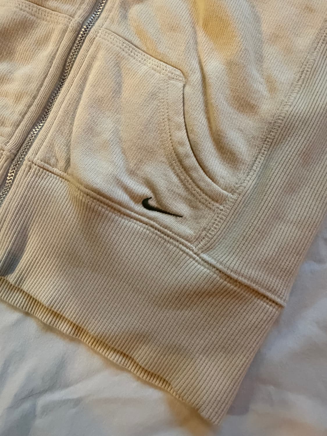 나이키 크롭 레어 후드집업 상품이미지4