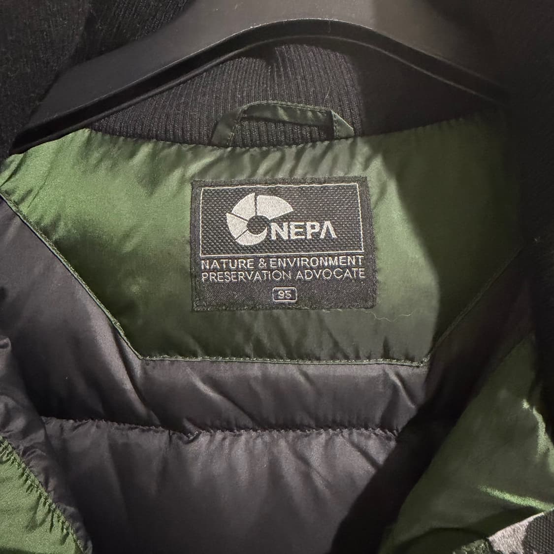 네파 구스다운 점퍼 상품이미지5