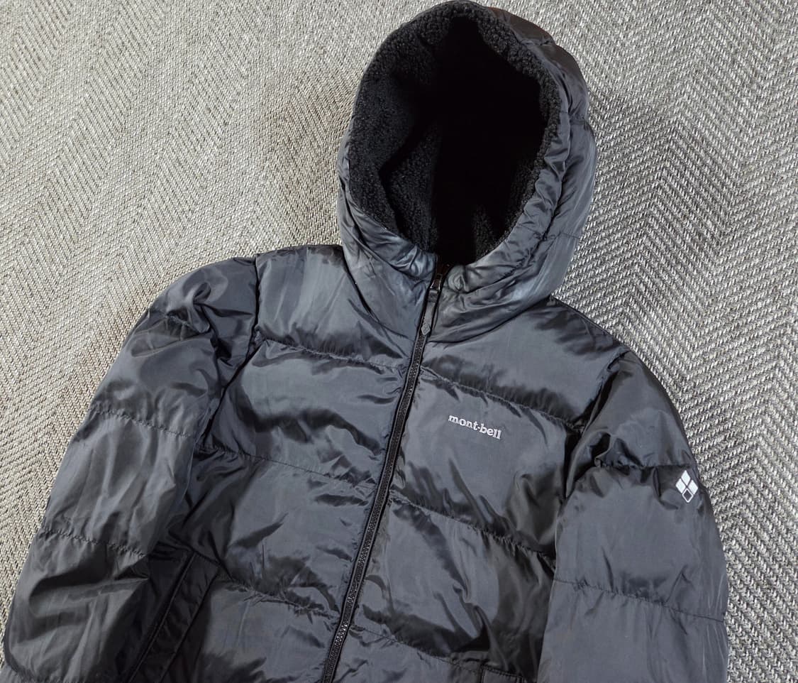 몽벨 mont-bell 블랙 리버시블 패딩 상품이미지4