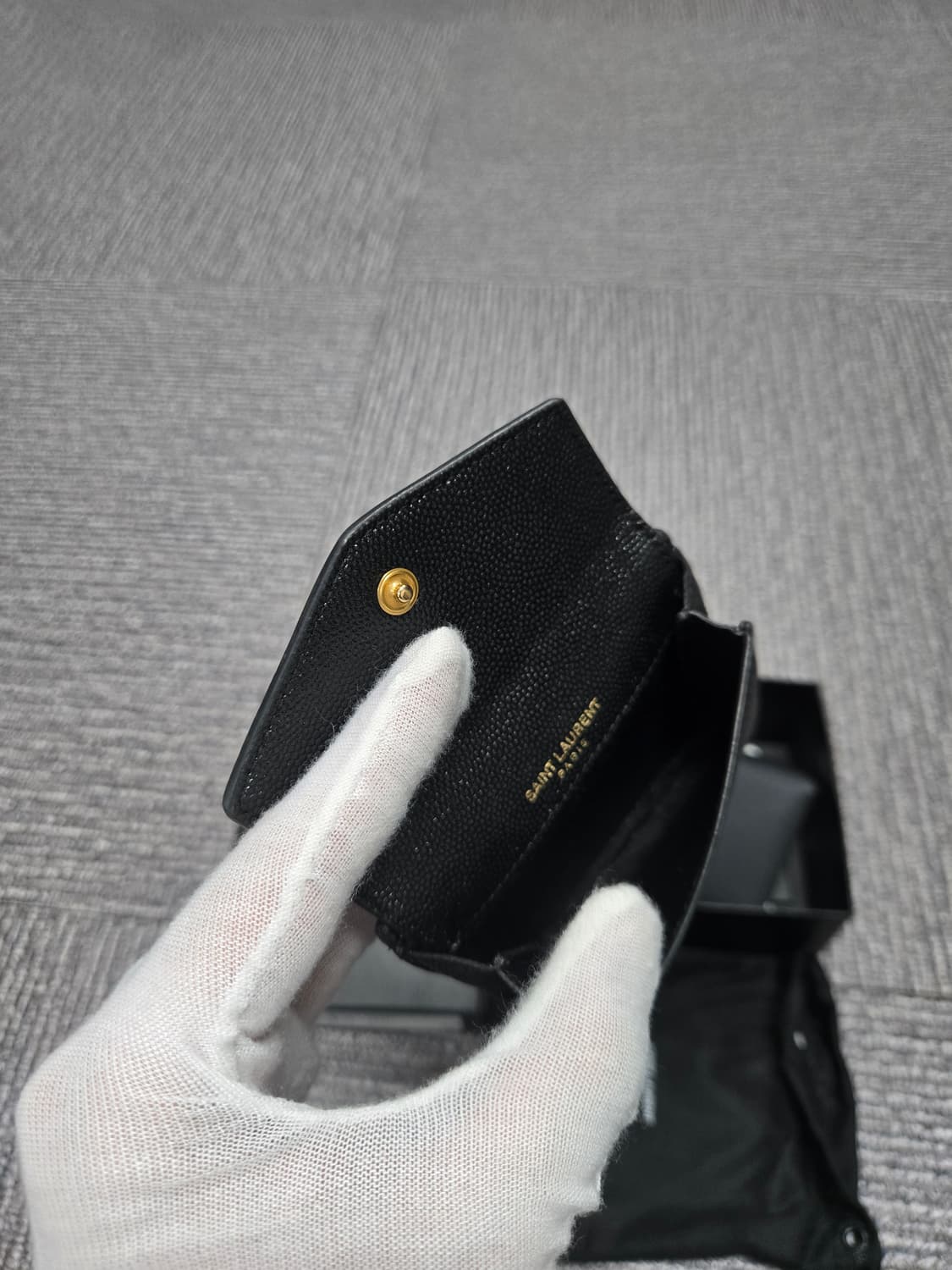 [특가][정품] 입생로랑 업타운 카드지갑 상품이미지5