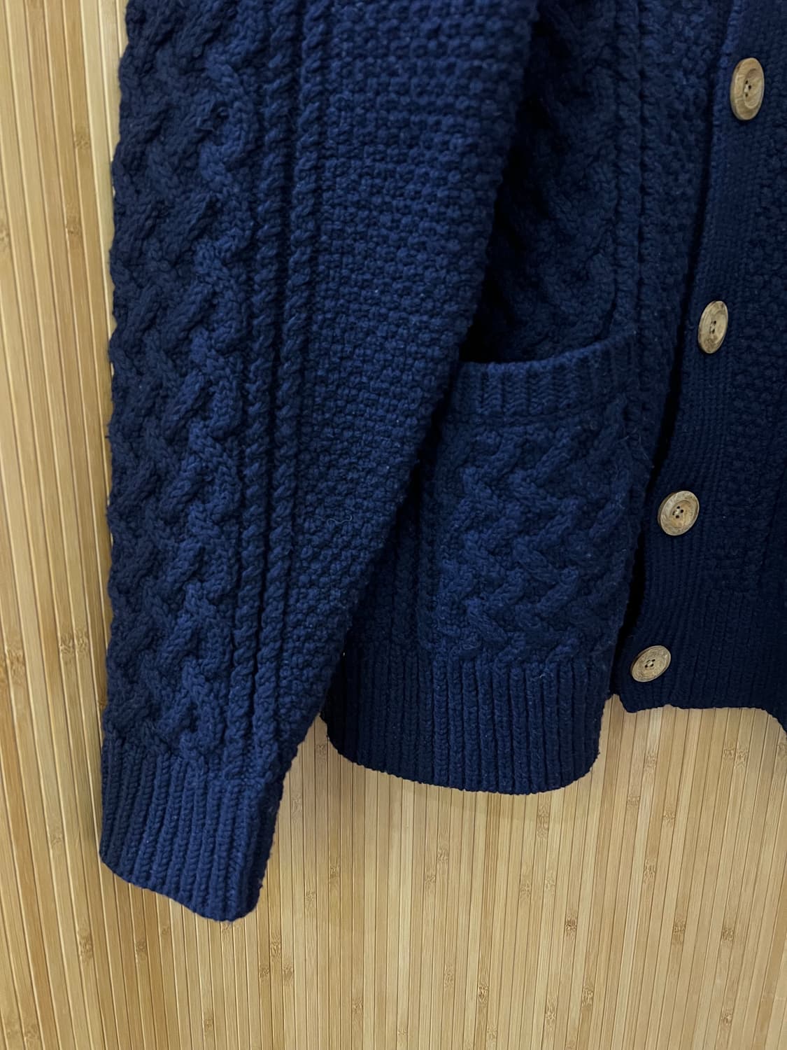 빔즈 BEAMS M사이즈 아란 니트 가디건 네이비 상품이미지4