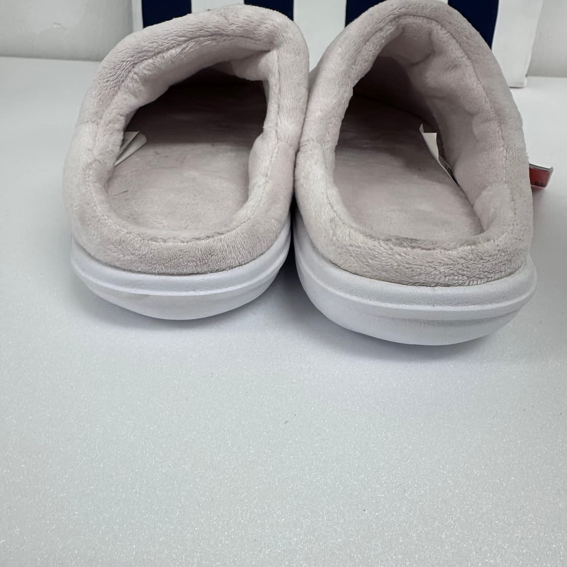 (새상품) 나이키 버로우 슬리퍼 베어리로즈 230 상품이미지4