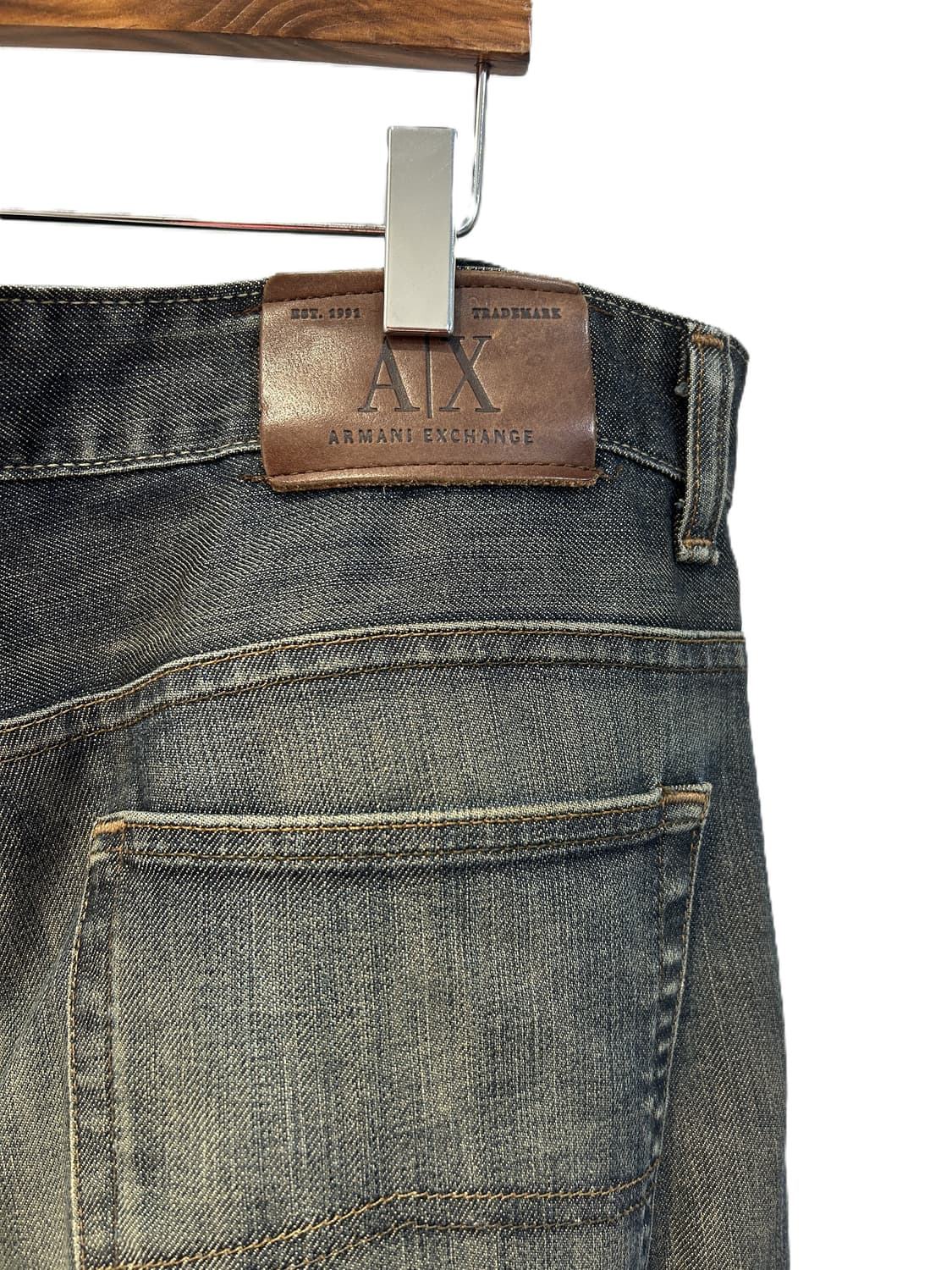 A|X Armani Exchange Washed Jeans 상품이미지4