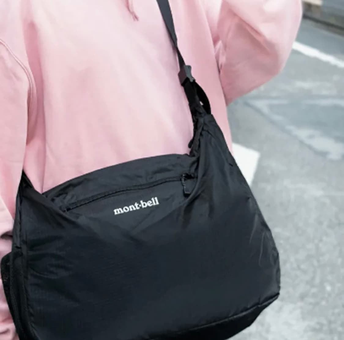 몽벨 포켓터블라이트 숄더백 라지 블랙 상품이미지2