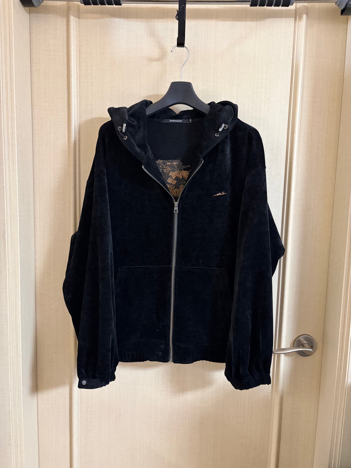 26ss 지오송지오 녹턴 아트워크 자수 벨벳 코듀로이 후드 집업 105 상품이미지3