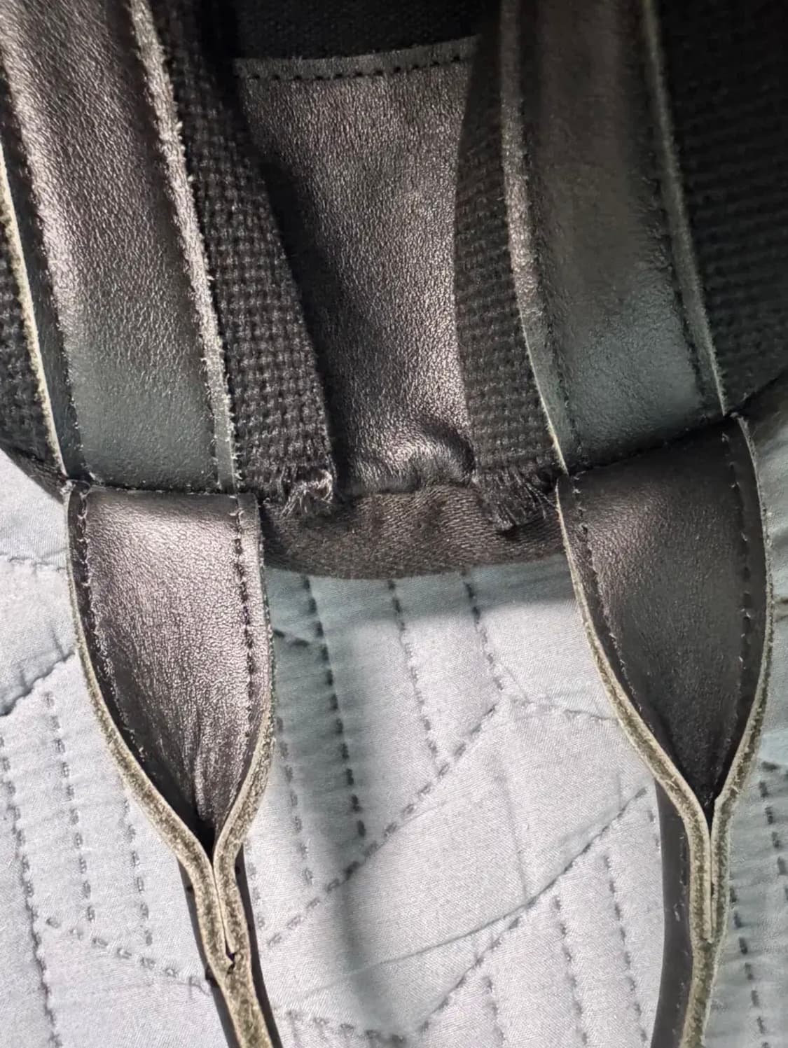 해칭룸 레더 데이팩 상품이미지4