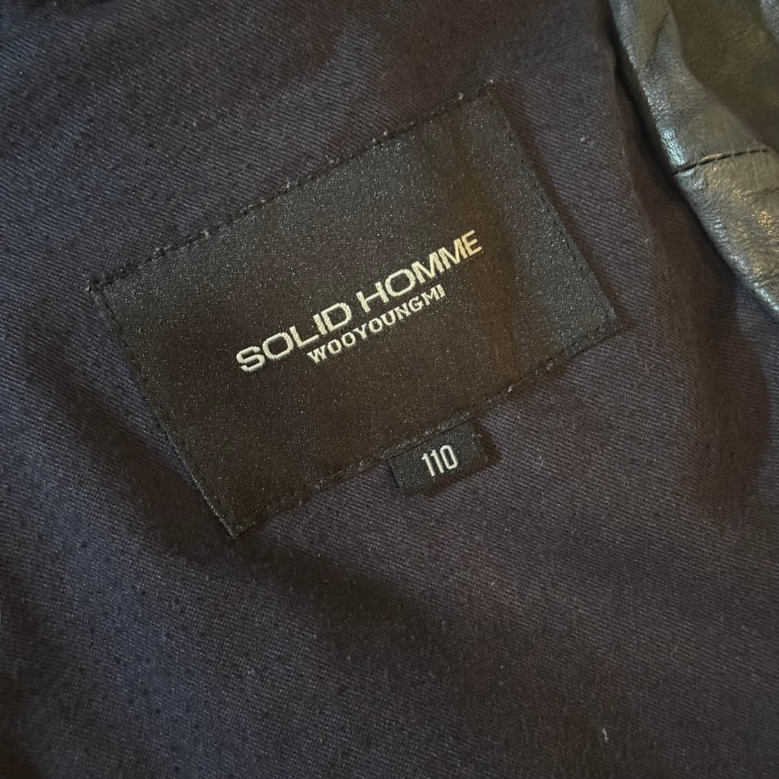 솔리드옴므 13 f/w 하이넥 히든 후드 레더 자켓 xl 판매합니다 상품이미지7