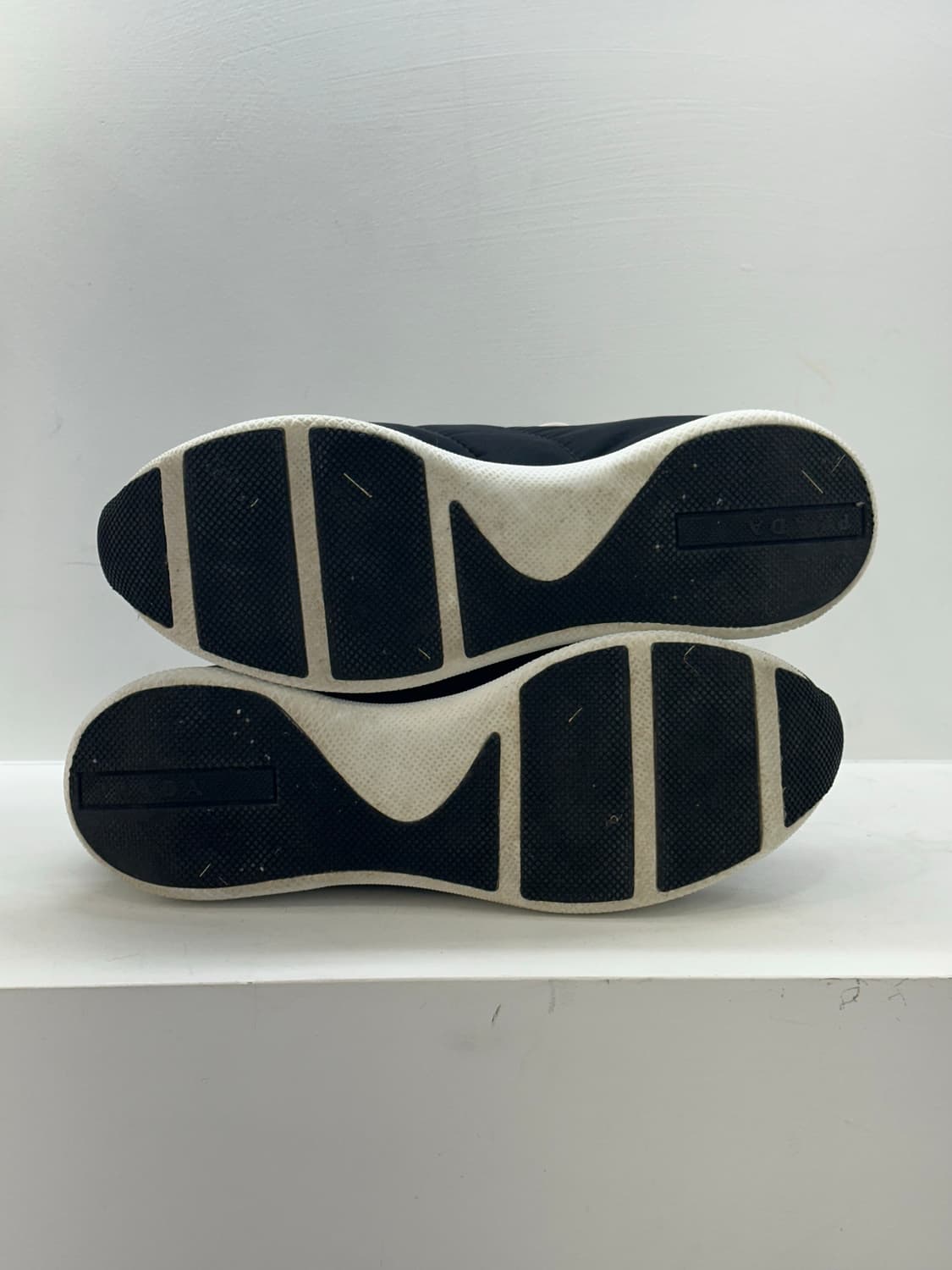 프라다 스니커즈 상품이미지5