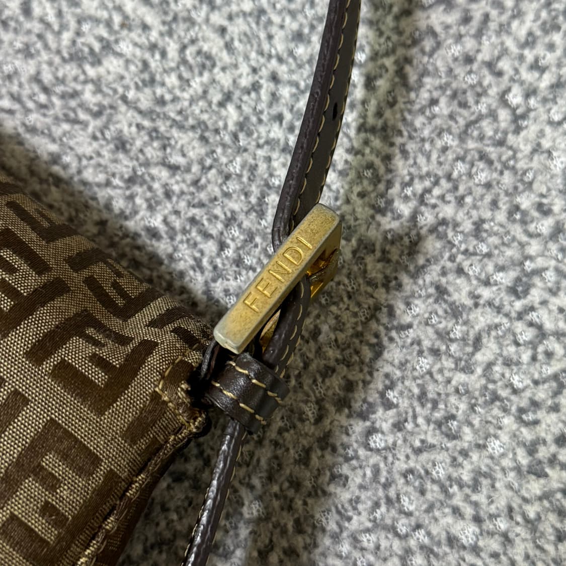 FENDI 펜디 주카 맘마 미니백 상품이미지6