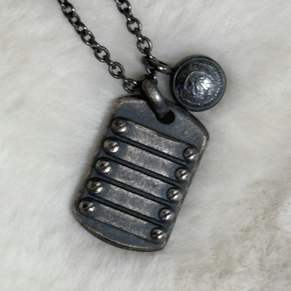 디젤 앤틱 핀터깔 군번줄 디테일 포인트 레이어드 드롭 목걸이  상품이미지2