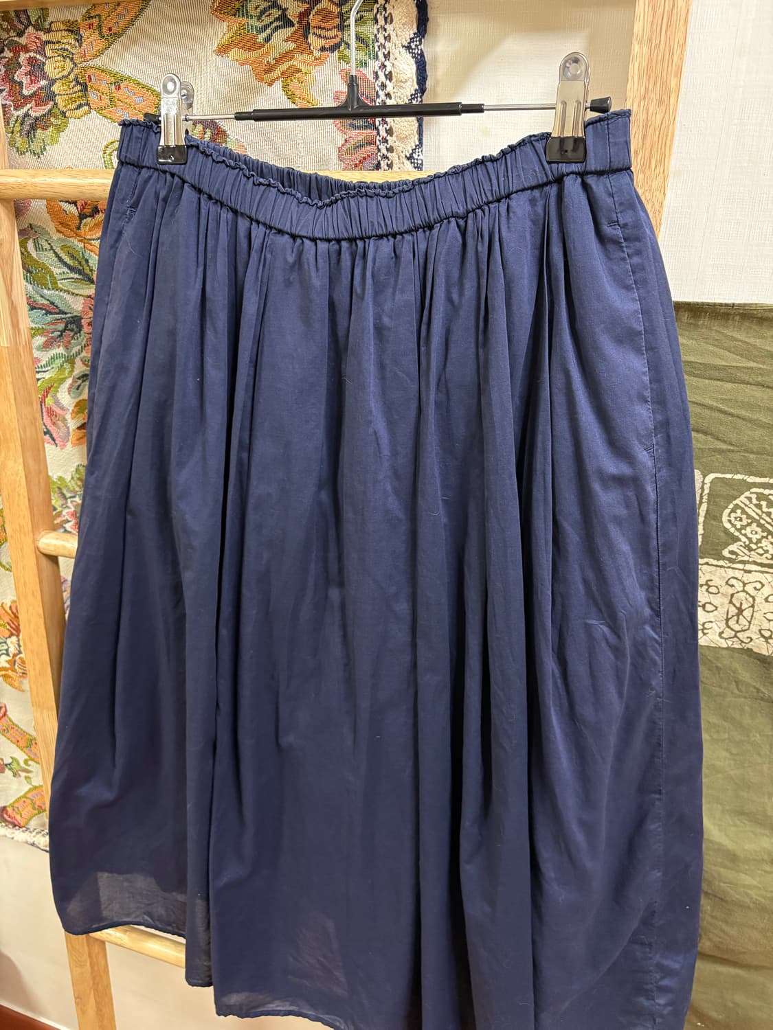 일본 유니클로 네이비 롱스커트 상품이미지2