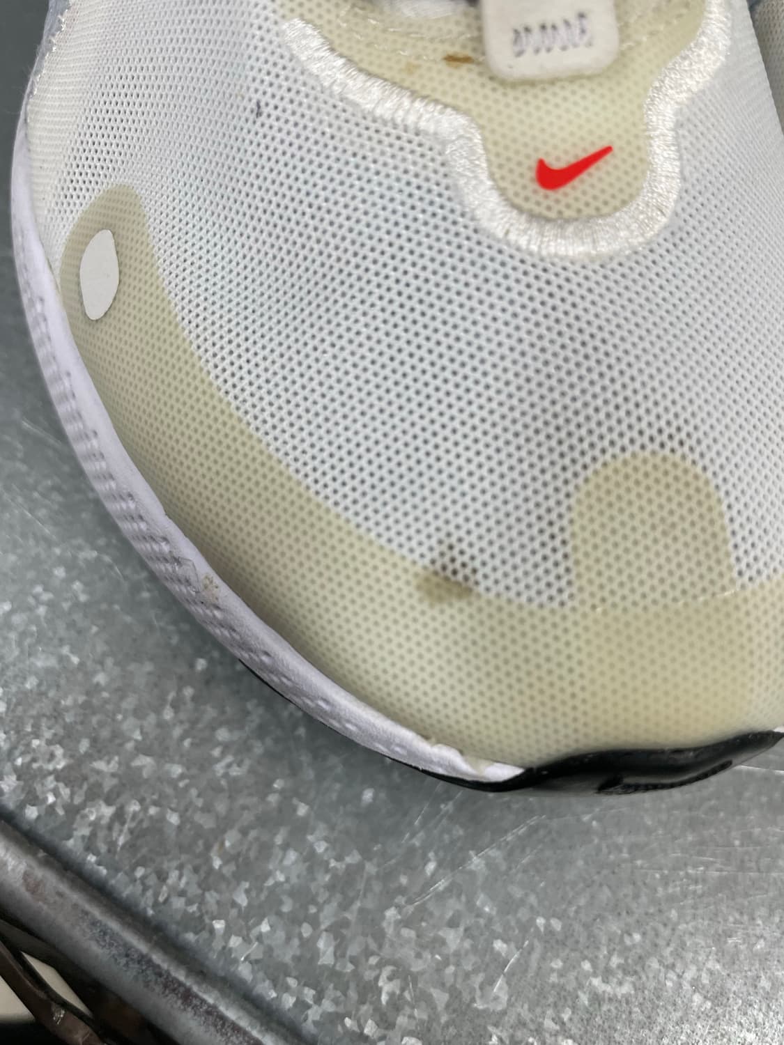 나이키 리액트 이스케이프 런 250 상품이미지7