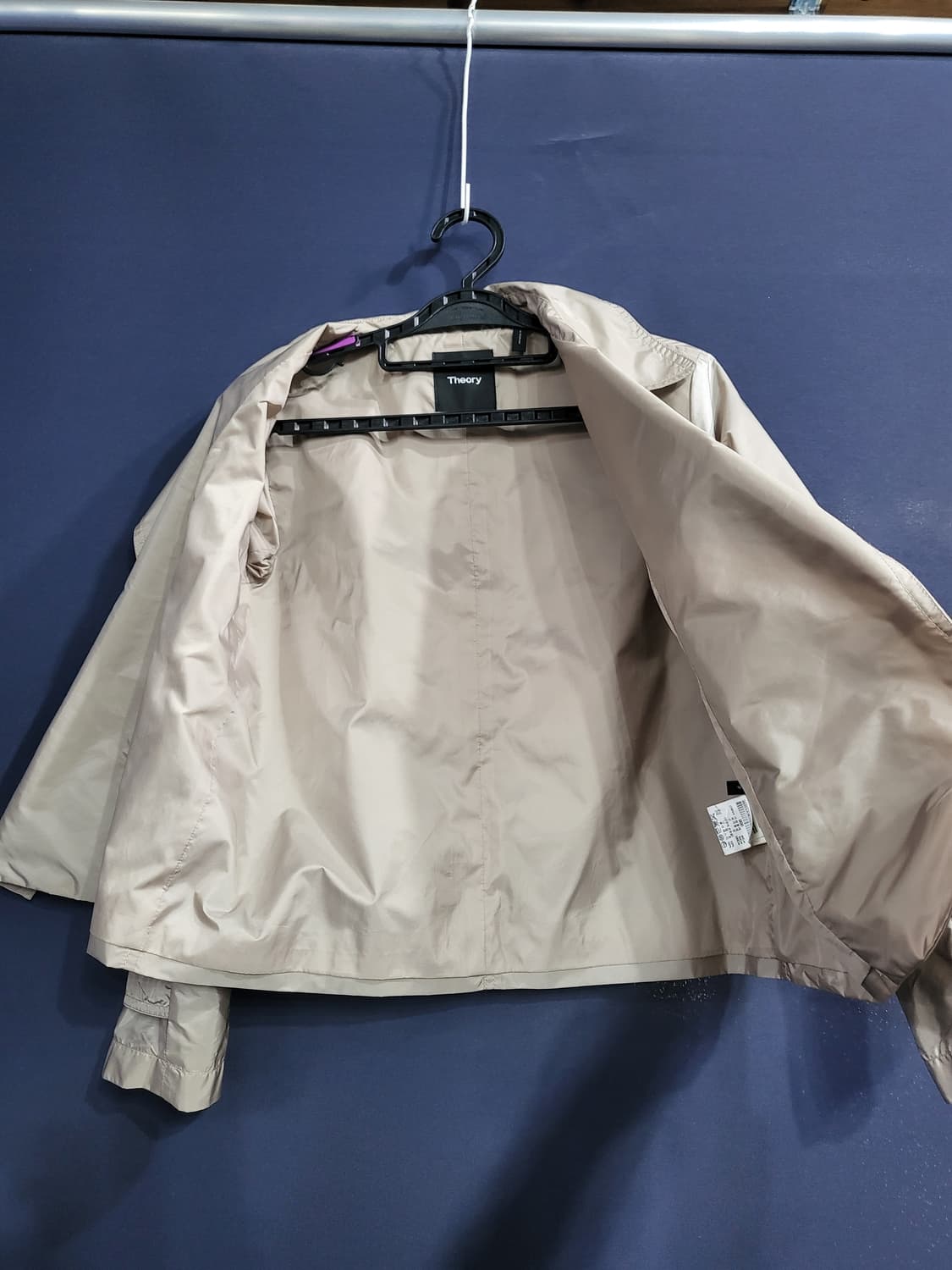 띠어리 크롭 나일론자켓 상품이미지5