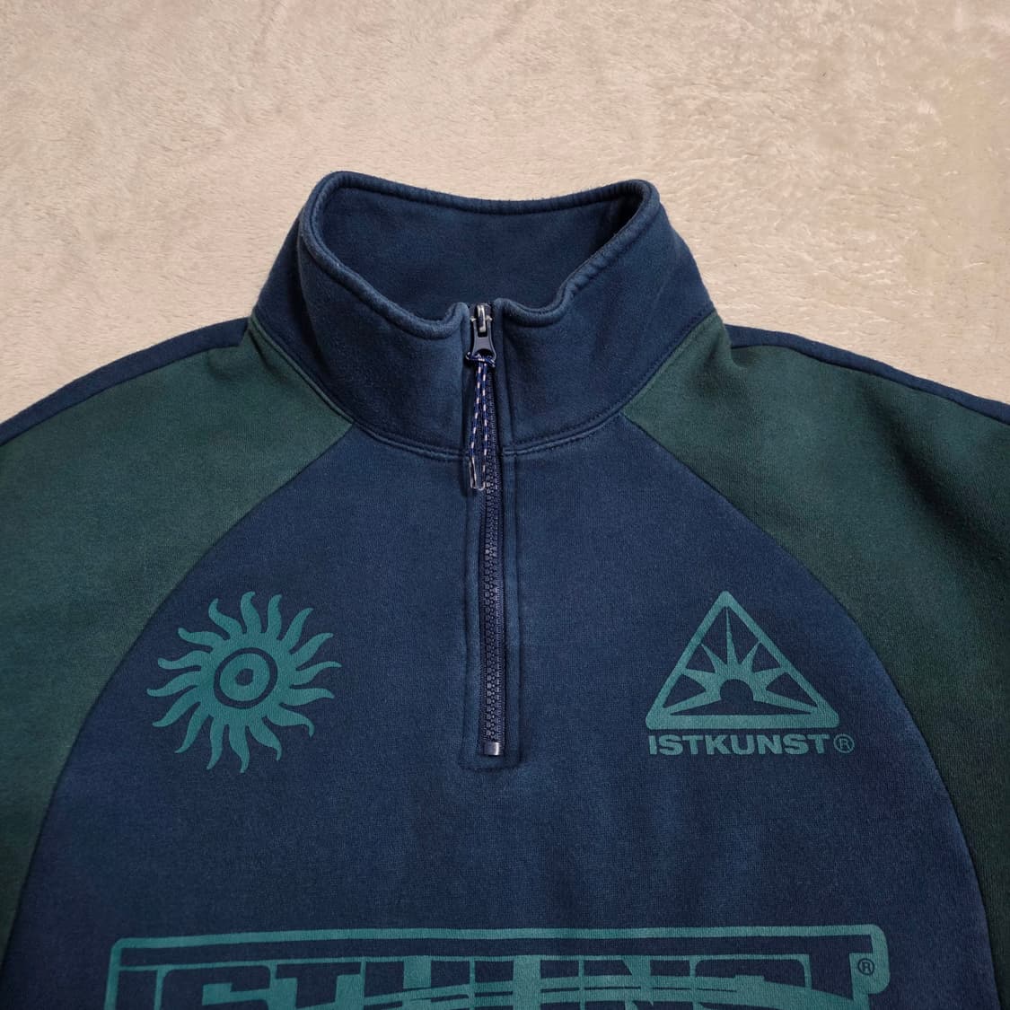 (S)ISTKUNST 이스트쿤스트 하프집업 맨투맨 상품이미지2