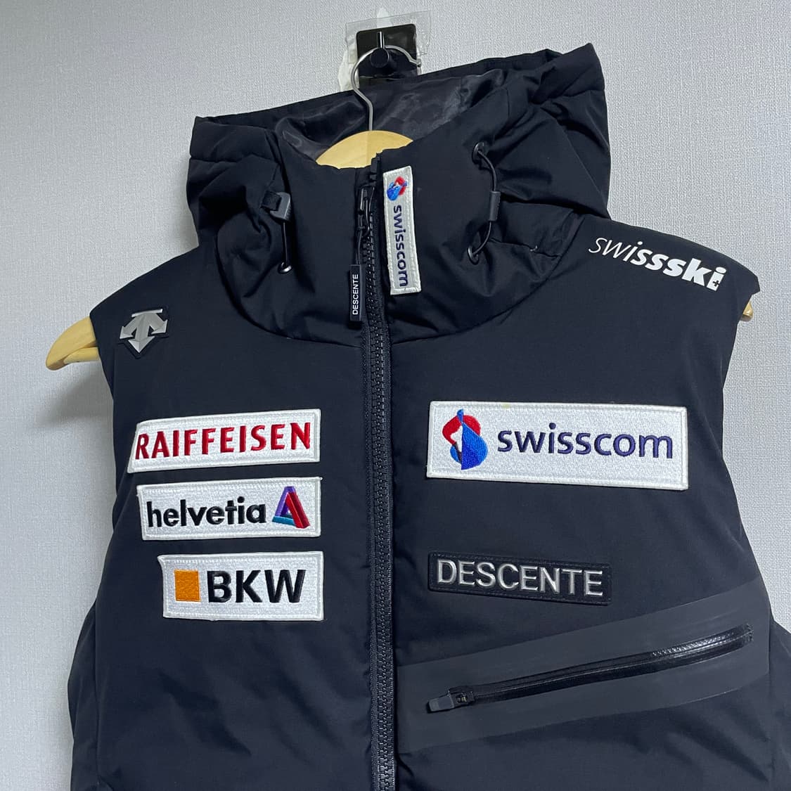 데상트 레플리카 볼륨 다운 베스트 M (남성 100정도 상품이미지2