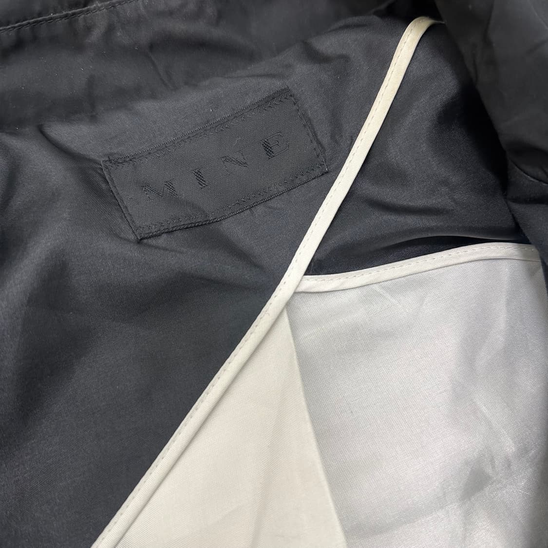 MINE 마인 한섬 여성 트렌치 코트 블랙 88사이즈 상품이미지3